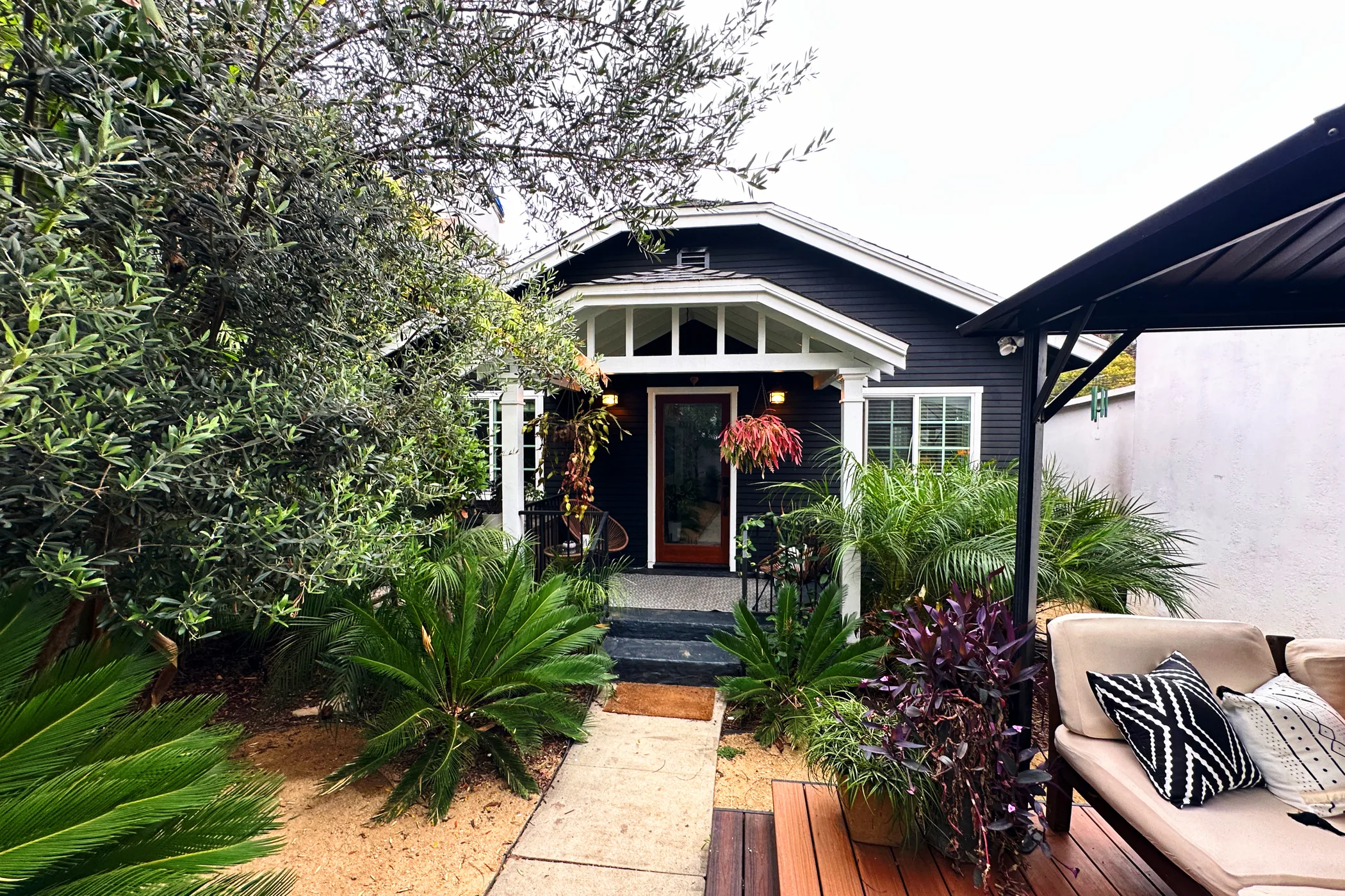 1206 N. La Brea photo 1