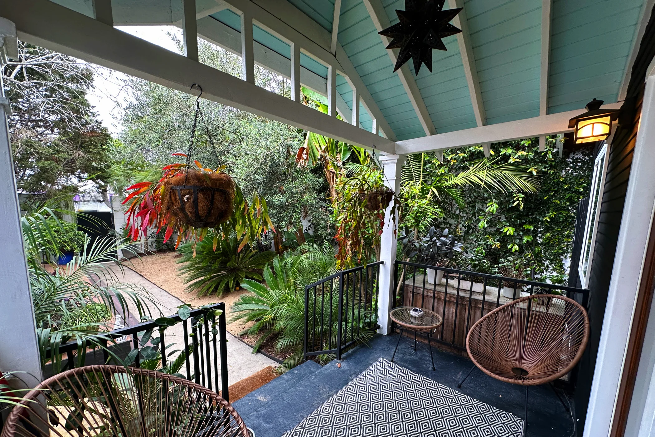 1206 N. La Brea photo 11