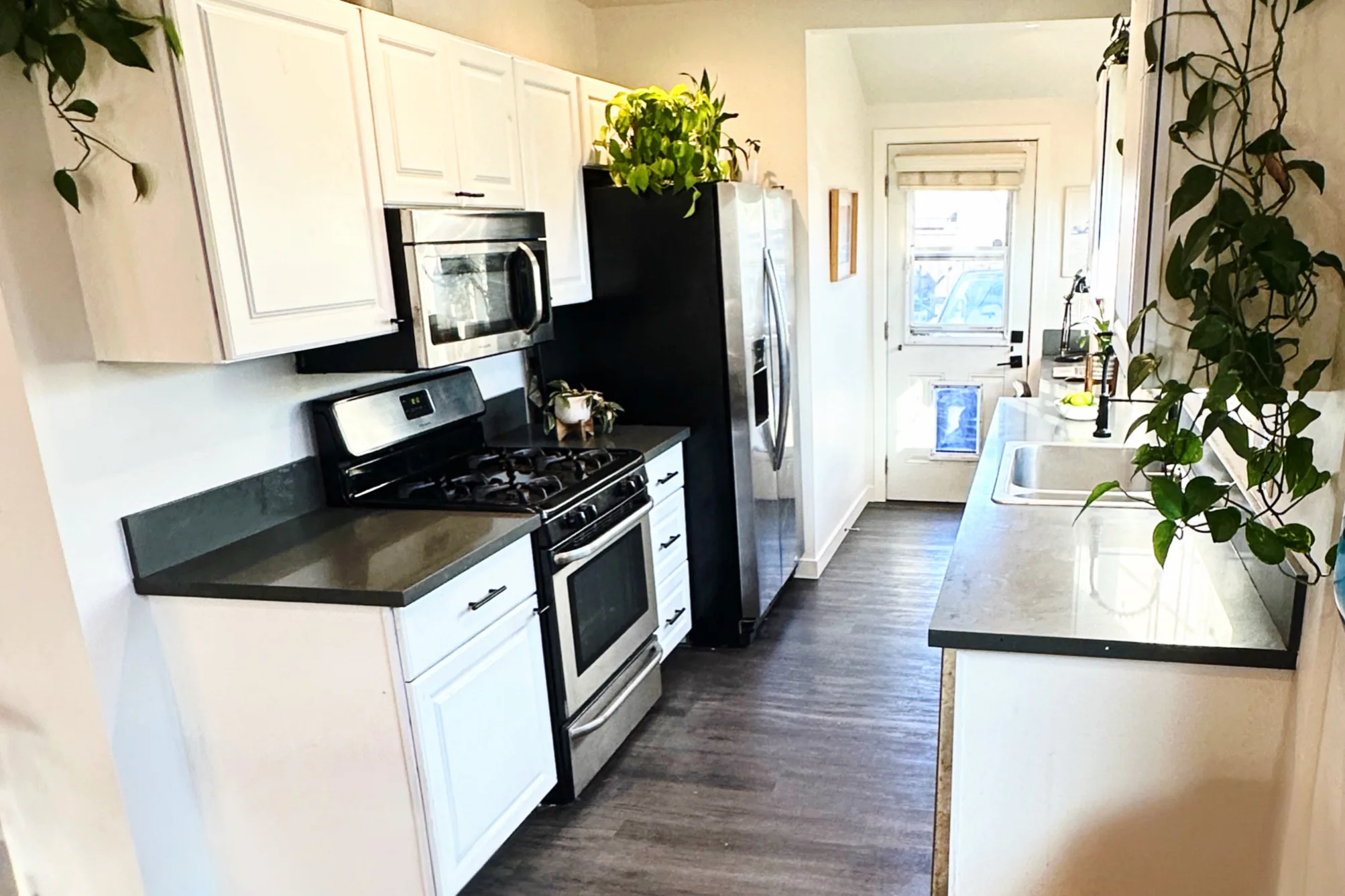 1206 N. La Brea photo 20